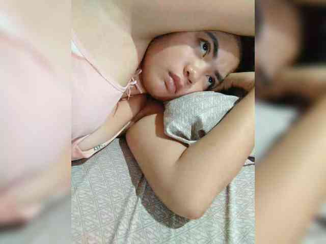 hornylittleprincess69 webcam