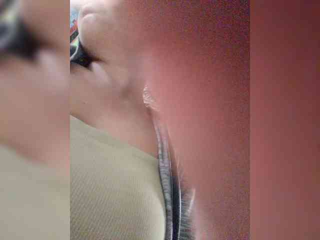 hornylittleprincess69 webcam