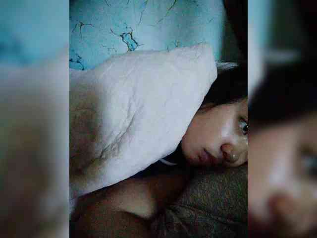 Model: hornylittleprincess69