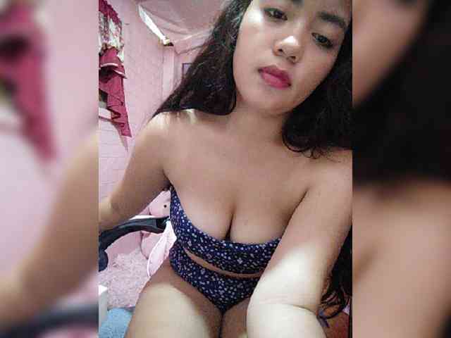 hornylittleprincess69 webcam