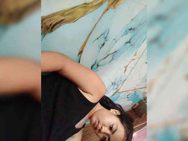 hornylittleprincess69 webcam