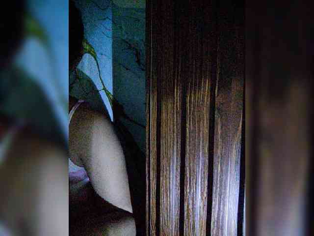hornylittleprincess69 webcam