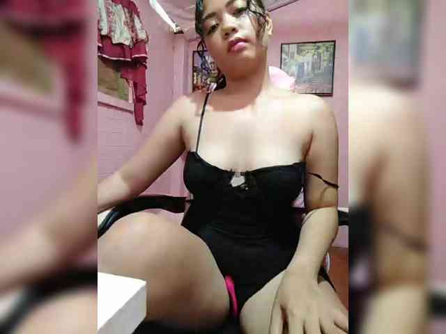 hornylittleprincess69 webcam