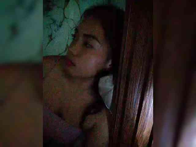 hornylittleprincess69 webcam
