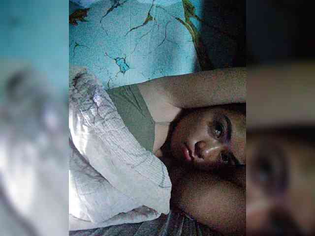 hornylittleprincess69