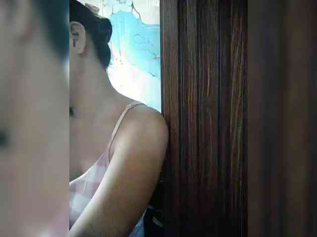 hornylittleprincess69
