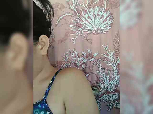 hornylittleprincess69 webcam