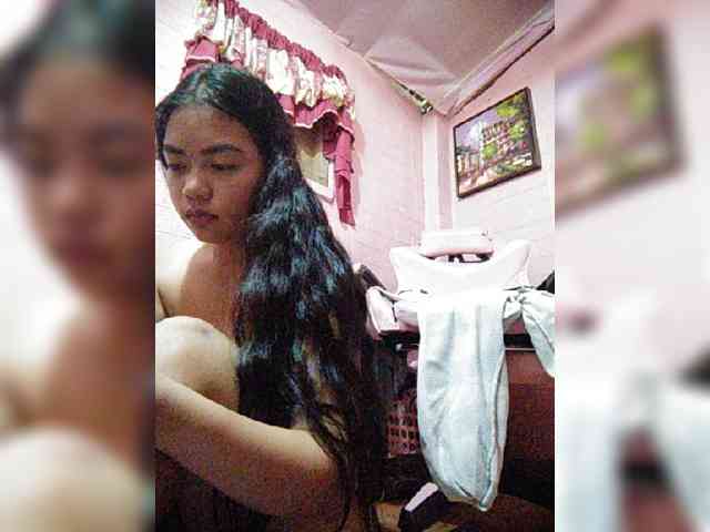 hornylittleprincess69 webcam