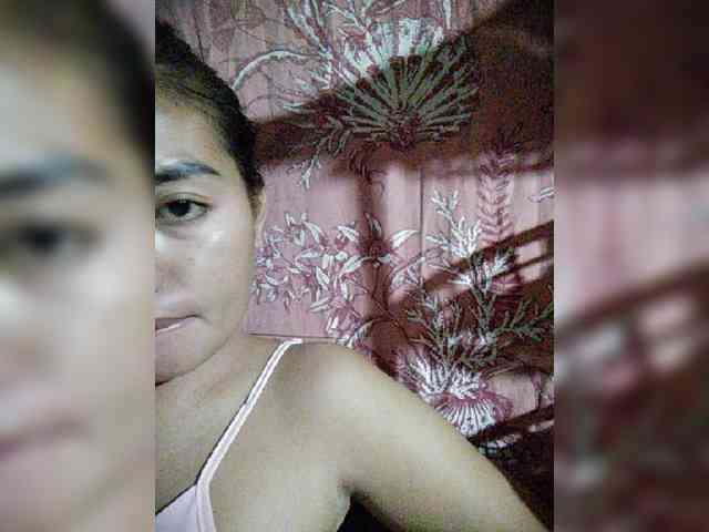 hornylittleprincess69 webcam