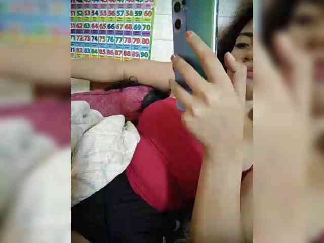 hornylittleprincess69 webcam