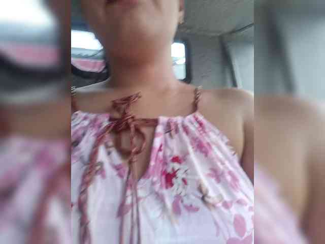 hornylittleprincess69
