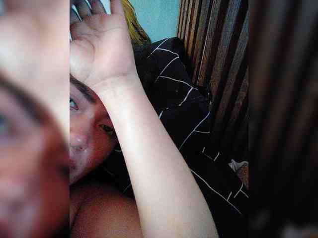 hornylittleprincess69