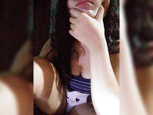 hornylittleprincess69