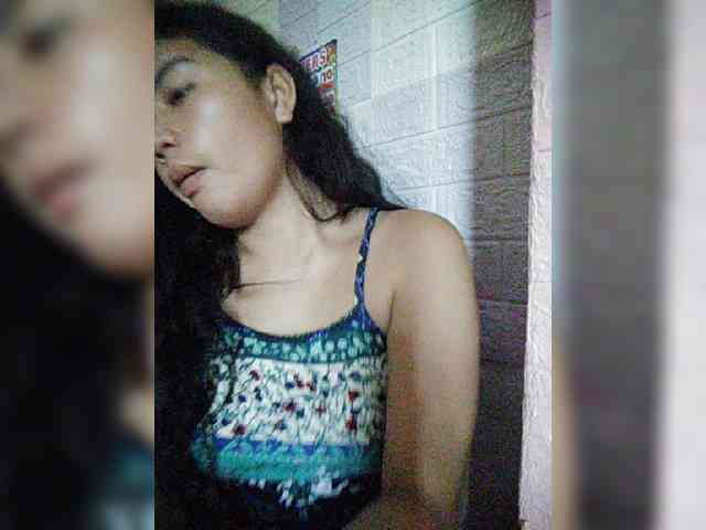 hornylittleprincess69 webcam