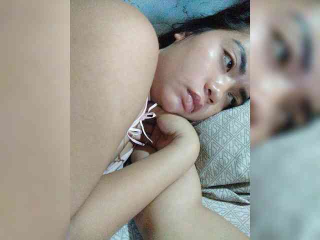 hornylittleprincess69 webcam