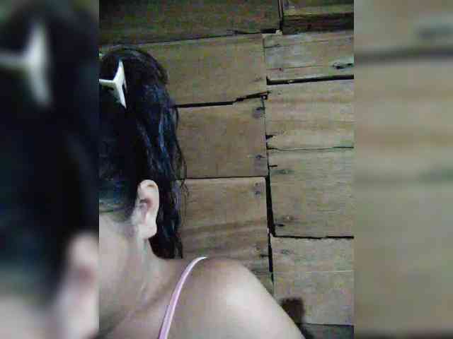 hornylittleprincess69 webcam