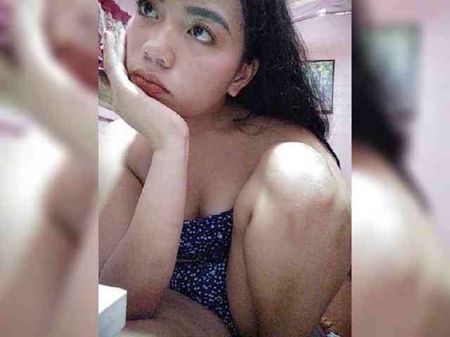 hornylittleprincess69
