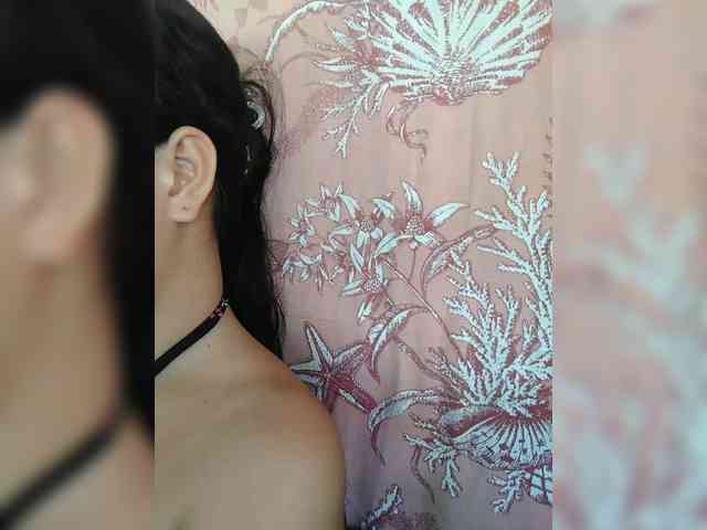 hornylittleprincess69