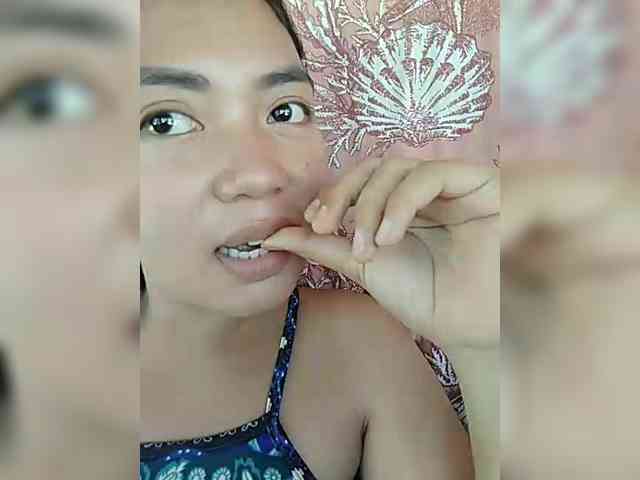 hornylittleprincess69 webcam