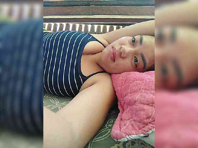 hornylittleprincess69 webcam