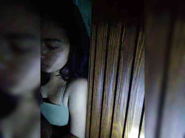 hornylittleprincess69 webcam