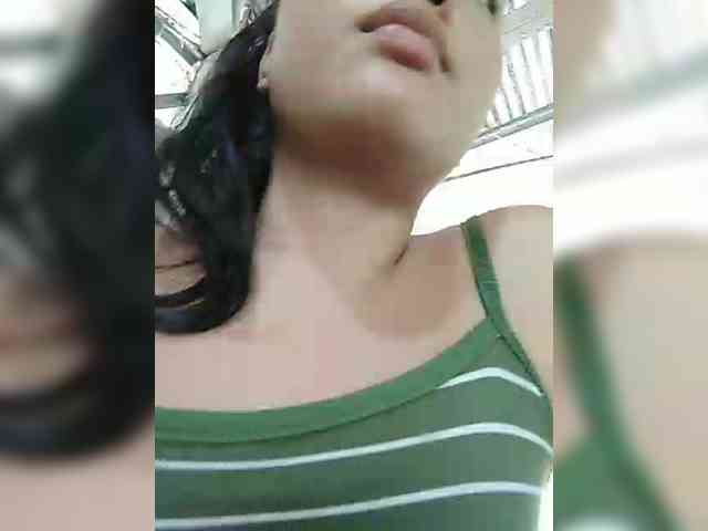 hornylittleprincess69 webcam
