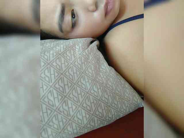 hornylittleprincess69 webcam