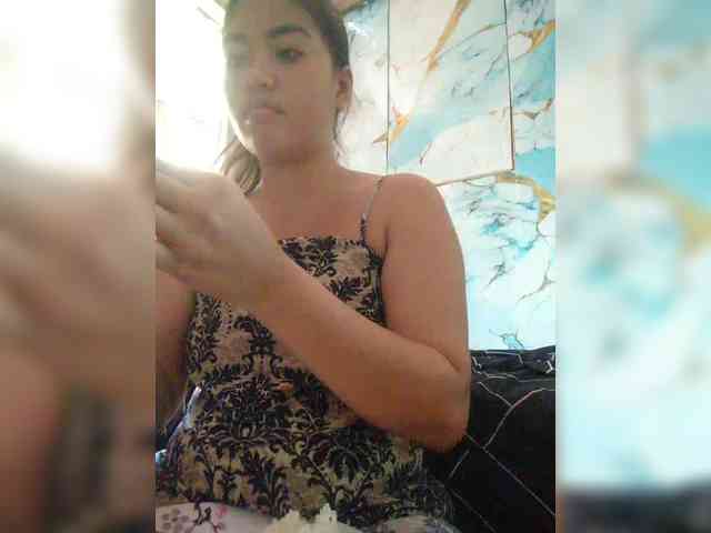 hornylittleprincess69 webcam