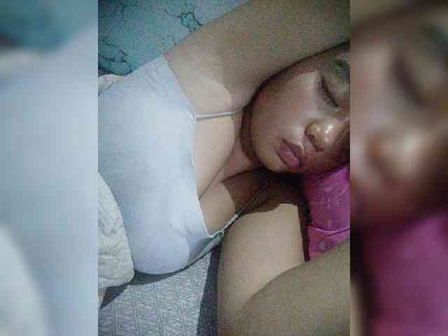hornylittleprincess69 webcam