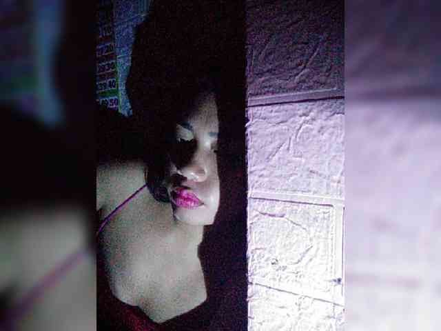 hornylittleprincess69 webcam