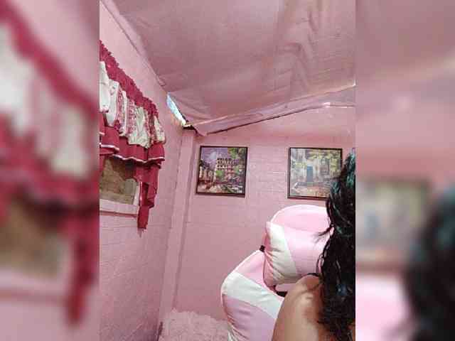 hornylittleprincess69 webcam