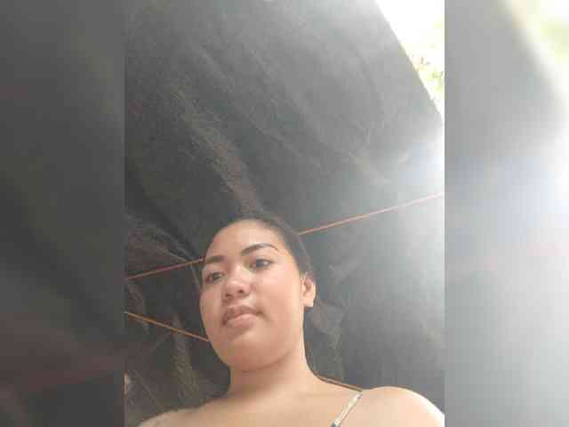 hornylittleprincess69 webcam