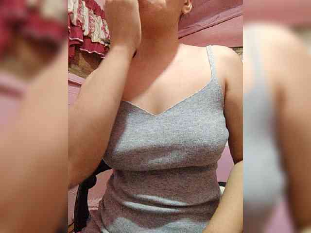 hornylittleprincess69 webcam