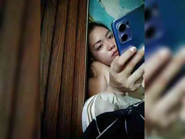 hornylittleprincess69 webcam