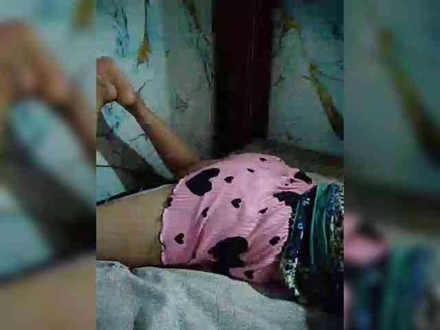 hornylittleprincess69 webcam