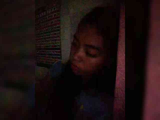 hornylittleprincess69 webcam