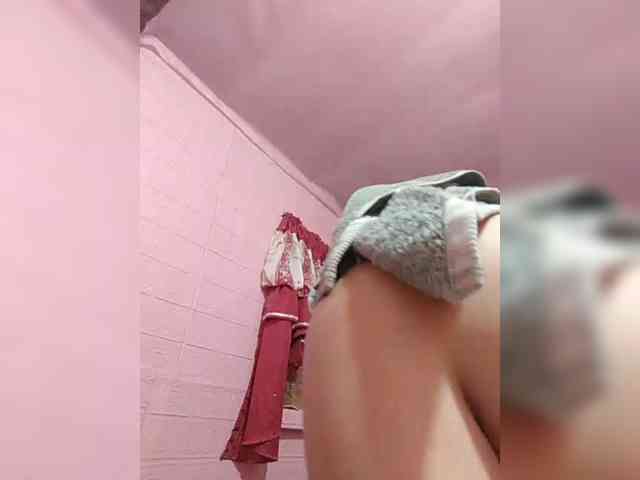 hornylittleprincess69 webcam