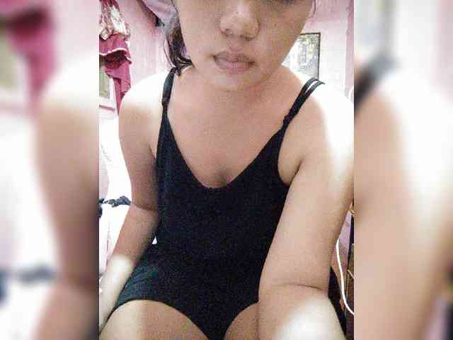 hornylittleprincess69 webcam