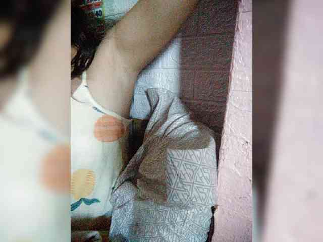 hornylittleprincess69