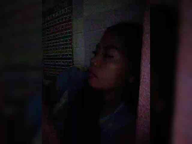 hornylittleprincess69 webcam