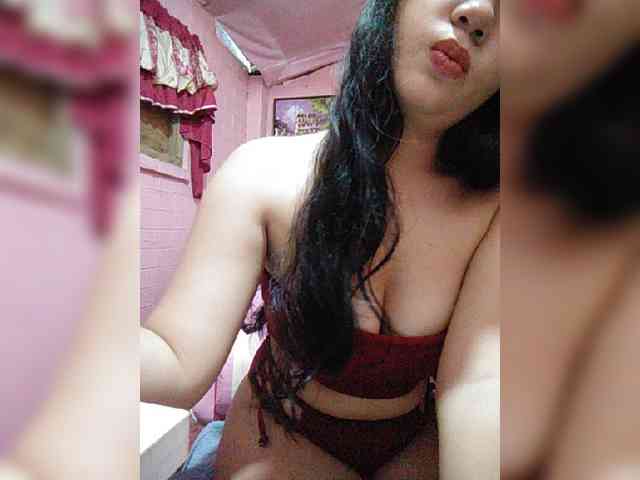 hornylittleprincess69