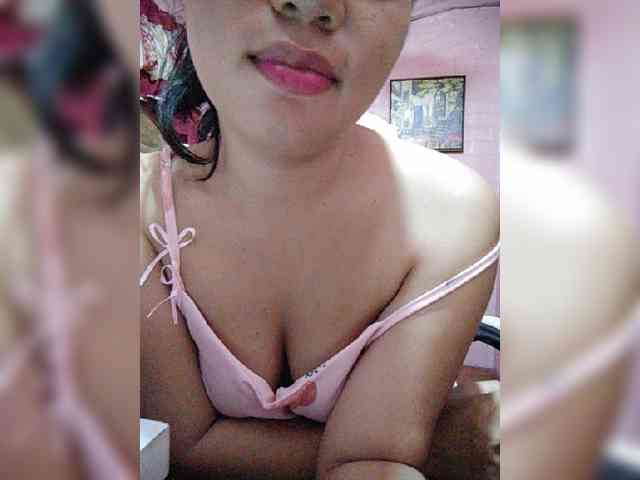 hornylittleprincess69 webcam