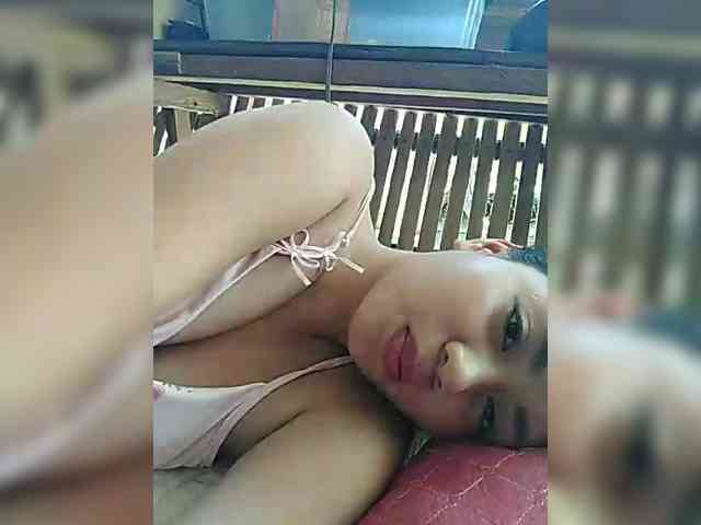 hornylittleprincess69 webcam