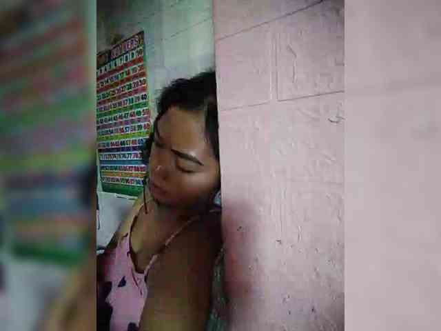 hornylittleprincess69