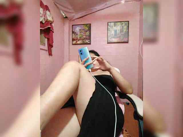 hornylittleprincess69 webcam