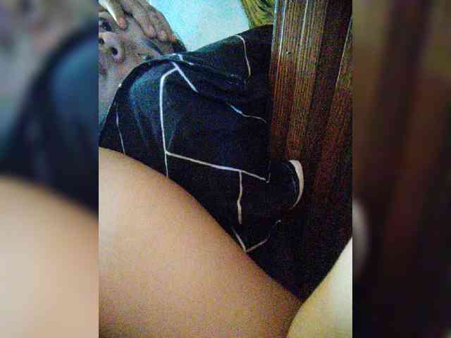 hornylittleprincess69