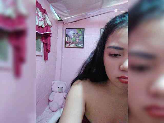 hornylittleprincess69