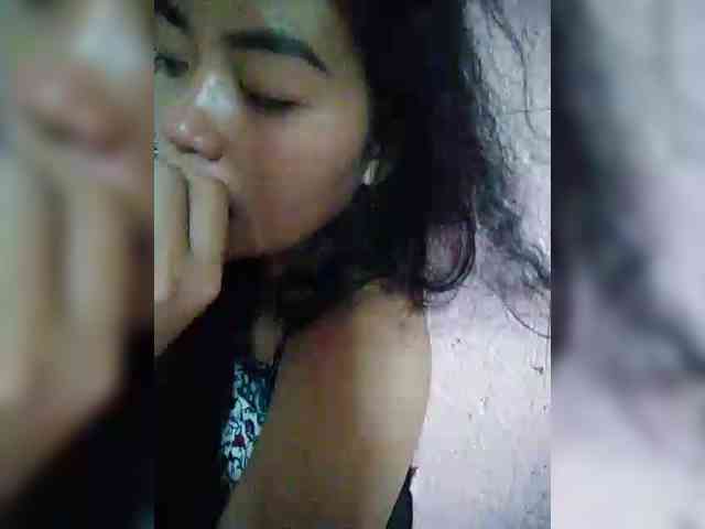 hornylittleprincess69 webcam