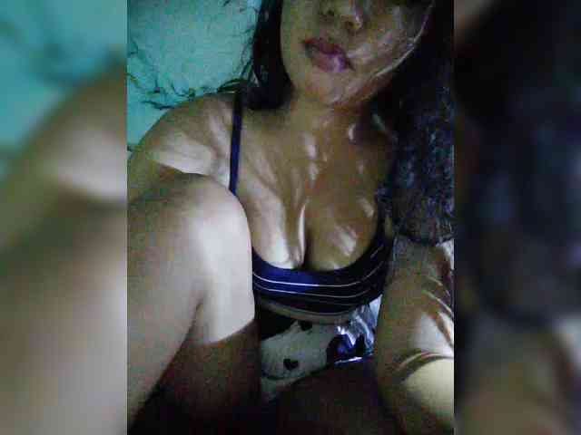 hornylittleprincess69