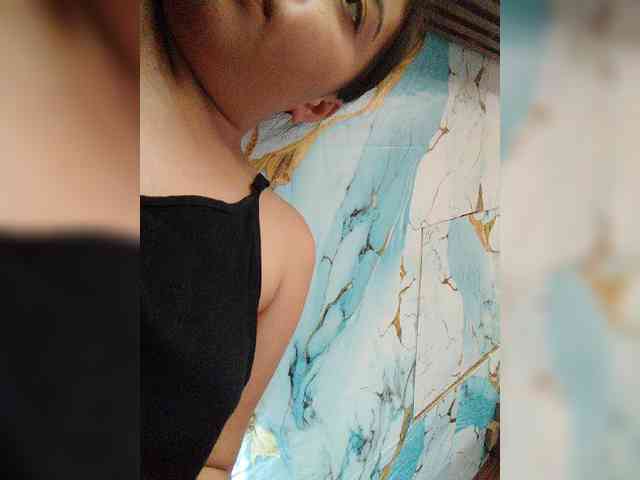 hornylittleprincess69